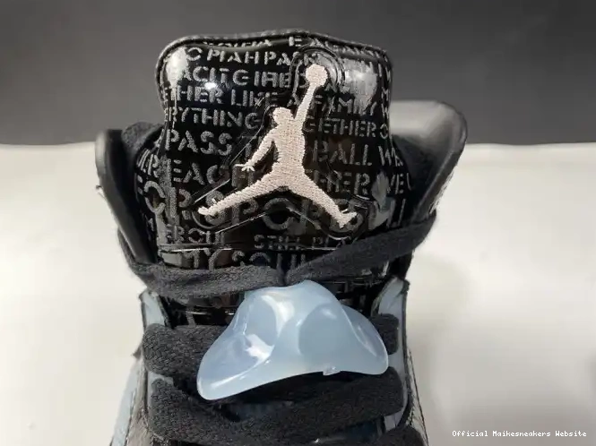 Official Maikesneakers Retro AIR Doernbecher Jordan 633068-010 5 0605